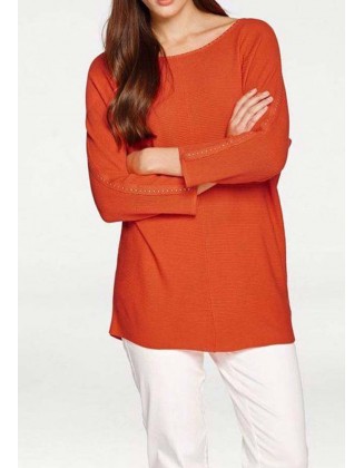Ryškiai oranžinis megztinis