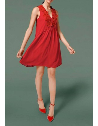 Raudona suknelė "Doll"